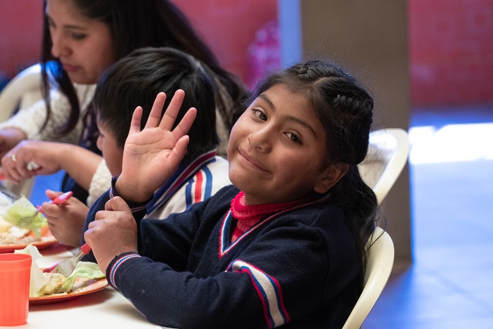 Feed and educate children in El Alto, Bolivia