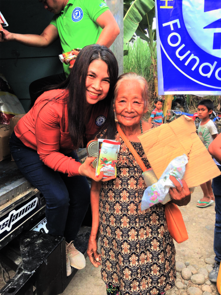 Urgent Earthquake Relief in Central Philippines
