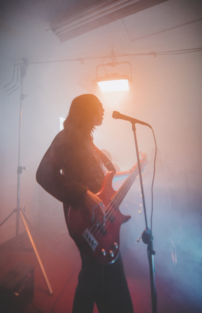 Motivate and empower teenagers through music