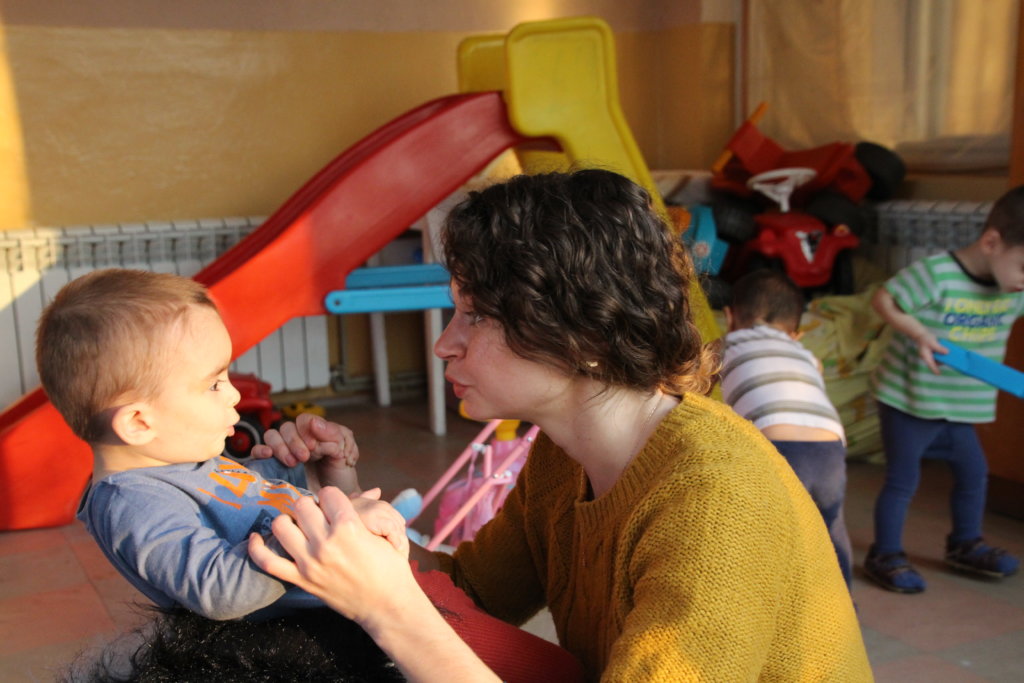 Yearbooks for 100 Orphans in Zakarpattia, Ukraine