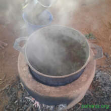 'Traditional' improved cookstove with moringa tea