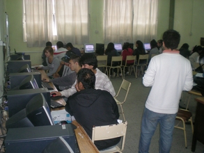 Students in IT computer class