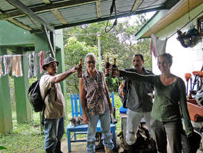 Miguel, me, Omar and Kyra Hagl w/beers