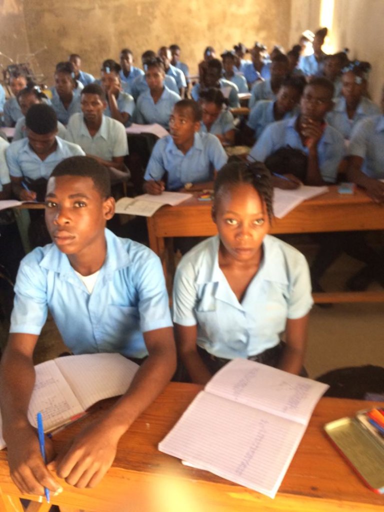 450 Haitian students benefit from new library
