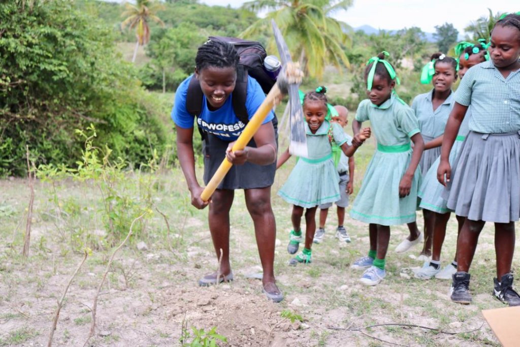 Rise Up for 424 Teachers in Southern Haiti