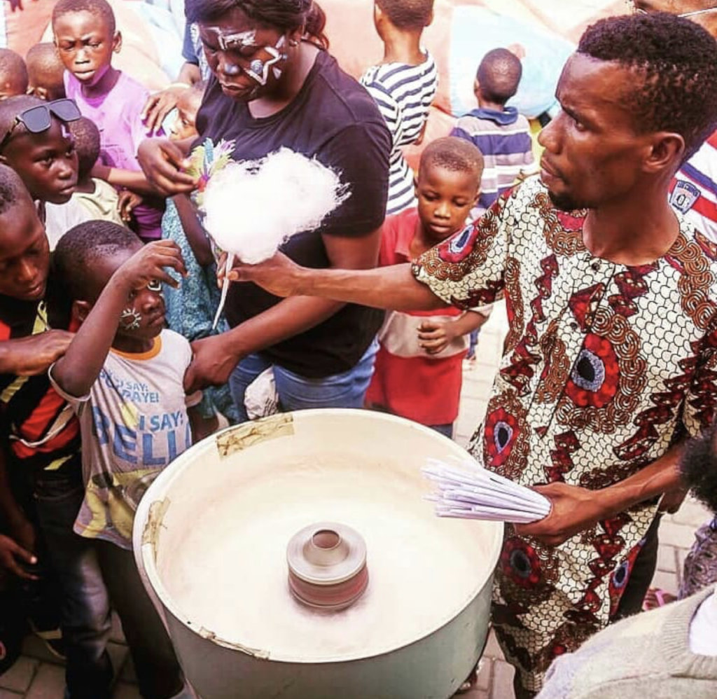 Support Christmas Party in the Slum