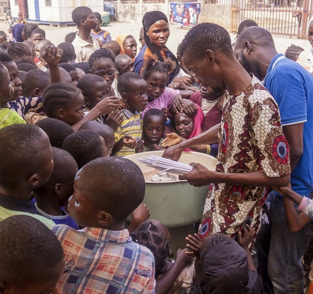 Support Christmas Party in the Slum