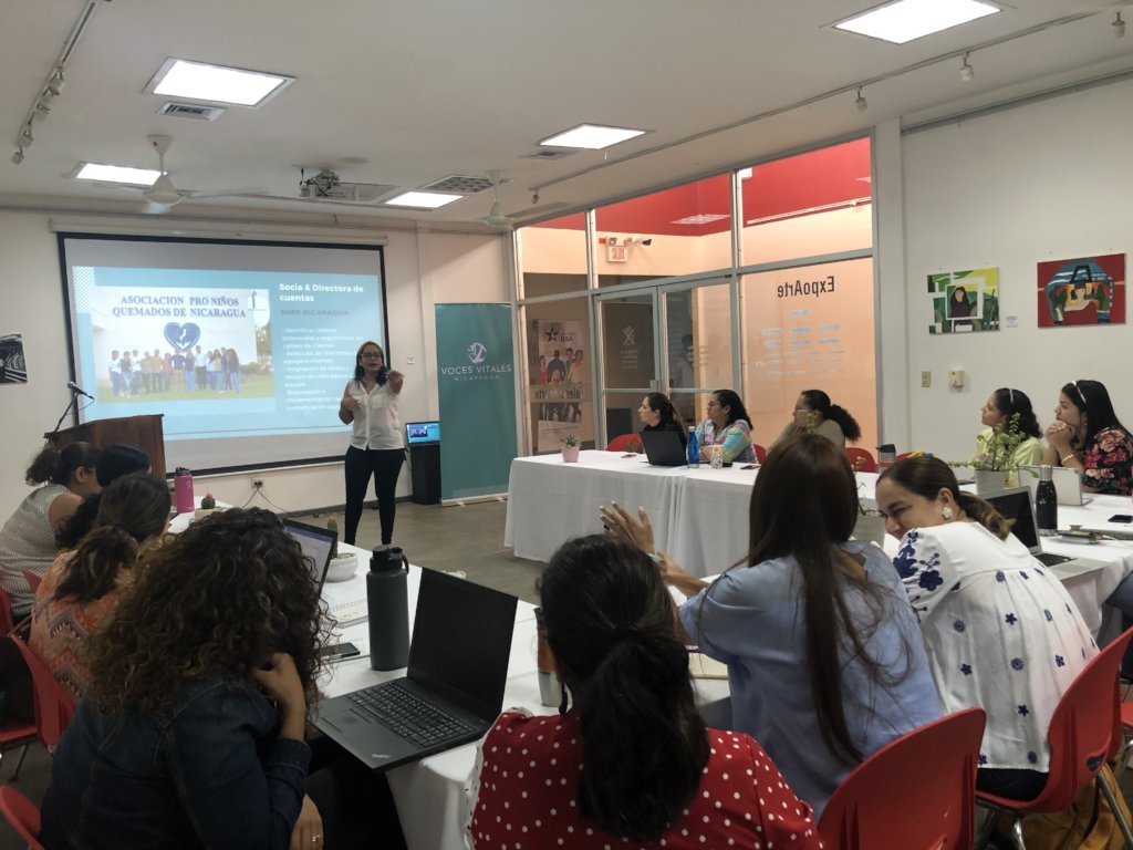Training & mentorship for 300 Nicaraguan women.