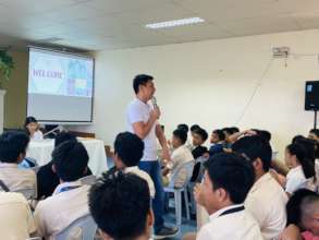 ROH Staffer, Jan, teaching college kids about RH