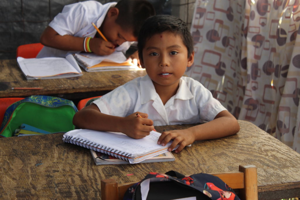 School dining room for 286 children in Oaxaca