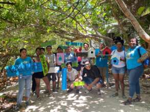Marine Biology students clean up local preserve