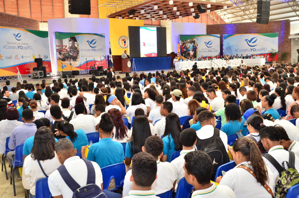 Building peace communities in Dominican Republic