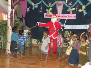 Happy Xmas with Santro