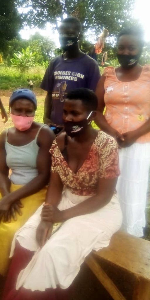 Give a new life to 200 rural Ugandan women