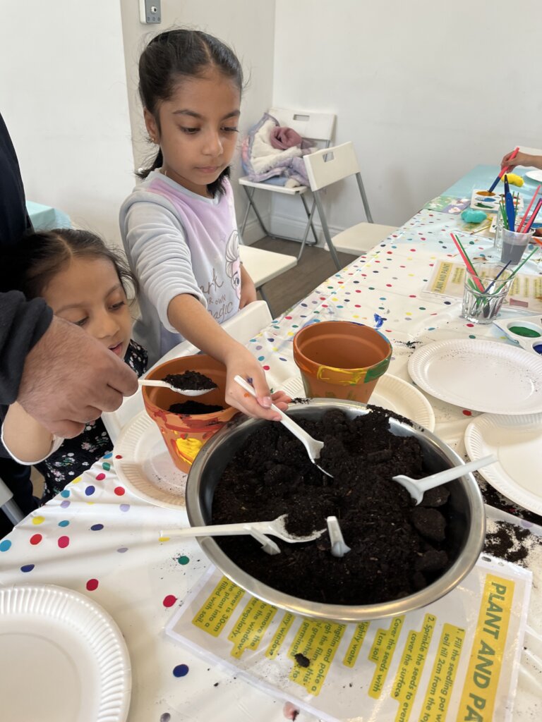 Stop 300 children from going hungry in London