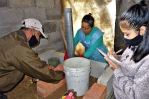Estufas ahorradoras / Improved cookstoves