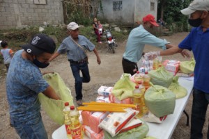 Donar dispenas alimentos - Donating food supplies