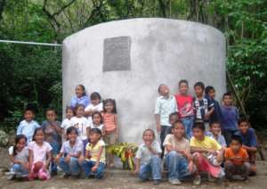 Almacenamiento de agua - Community water tanques