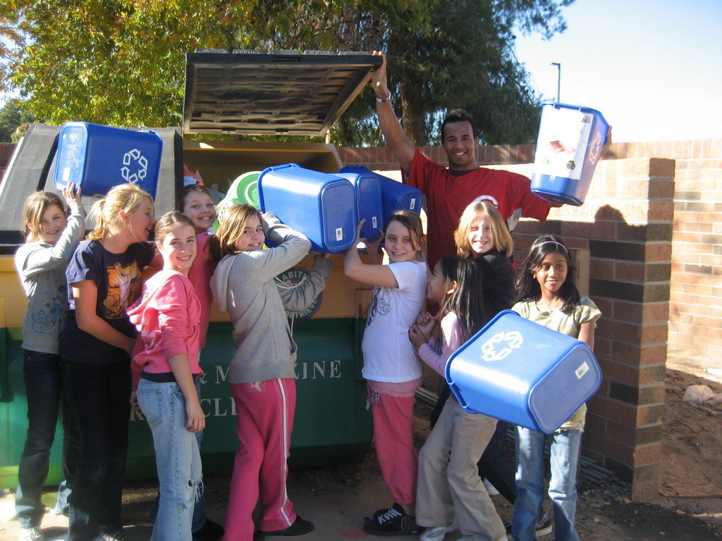 Chris Dickerson:Teach Kids to Save the Environment