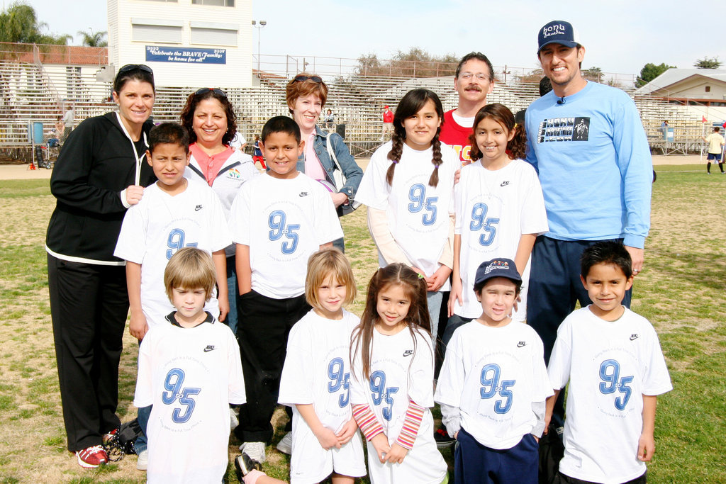 Mia Hamm: Help Raise Funds for Childrens Hospital