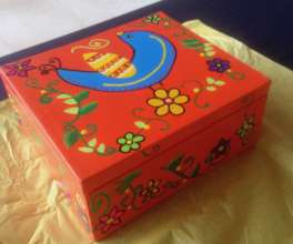 Painted tea box