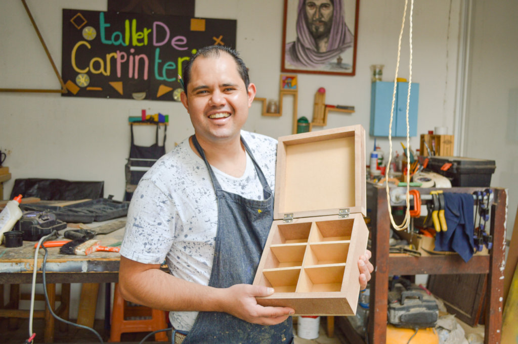 Help Adults with Disabilities in Mexico Create Art