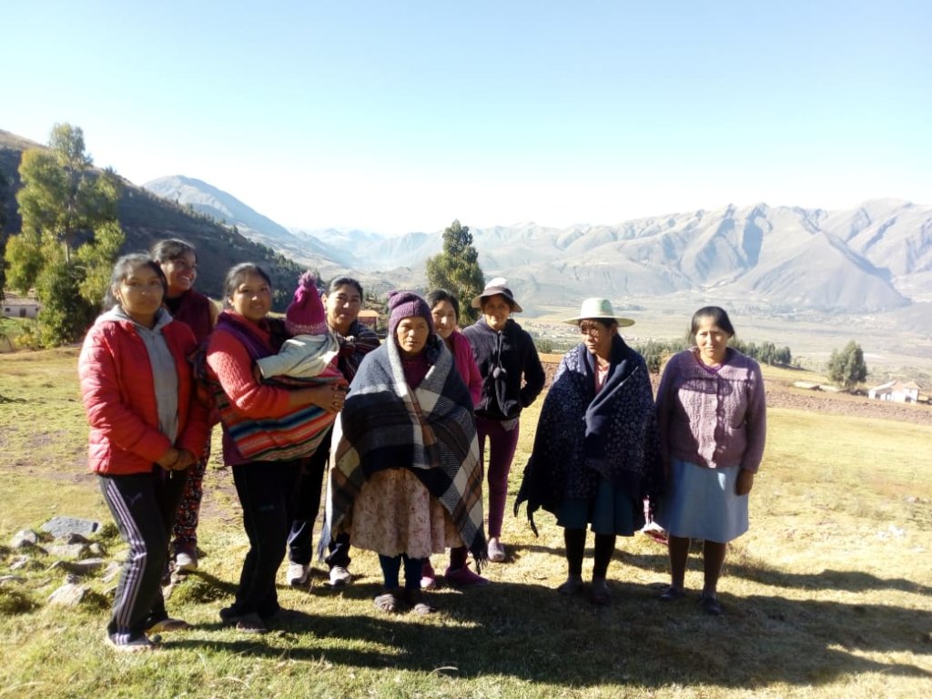 Empower Peruvian Women Living in Poverty