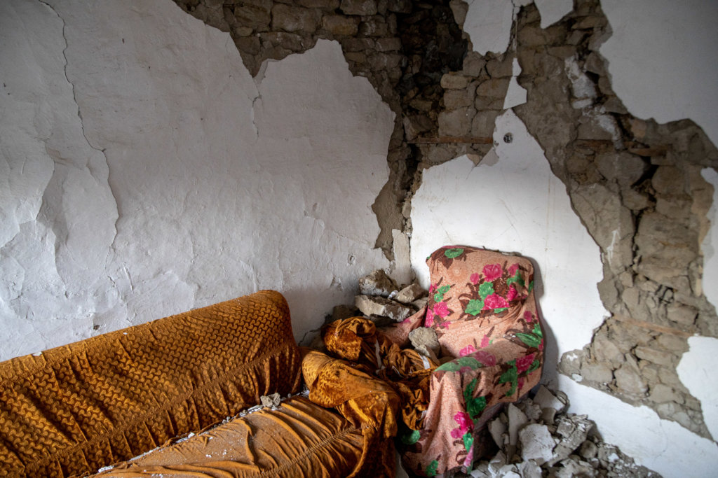 Aid for Albanian Earthquake Survivors