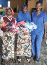 2 women their new born babies