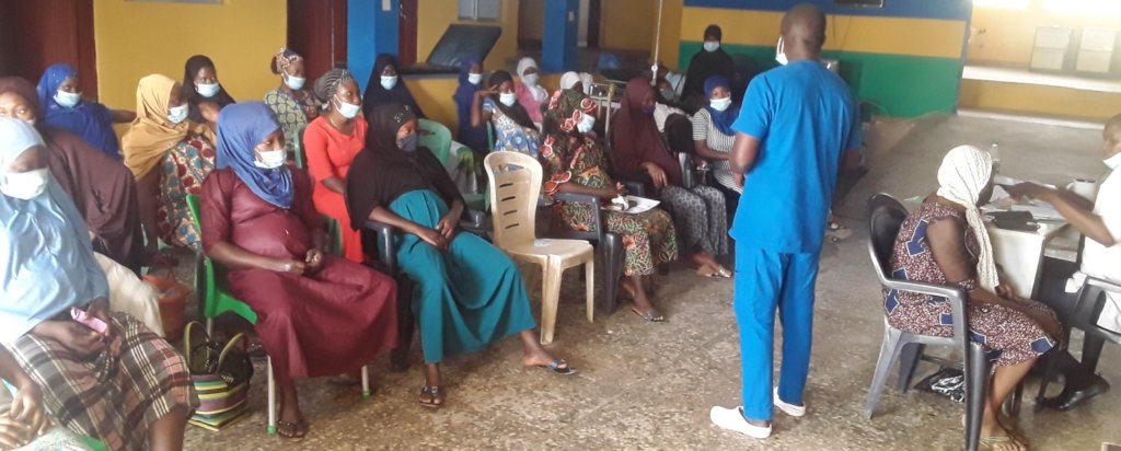 Help 1000 mothers access child birth services