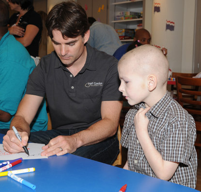 Jeff Gordon - Childhood Cancer Patients
