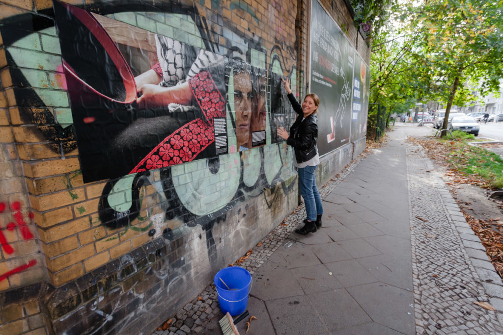 Help women to tell their stories
