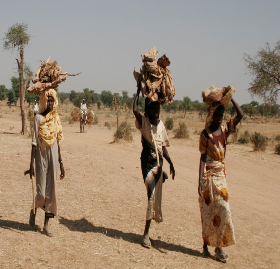 0 Safe Stoves for Darfur Refugee Mothers