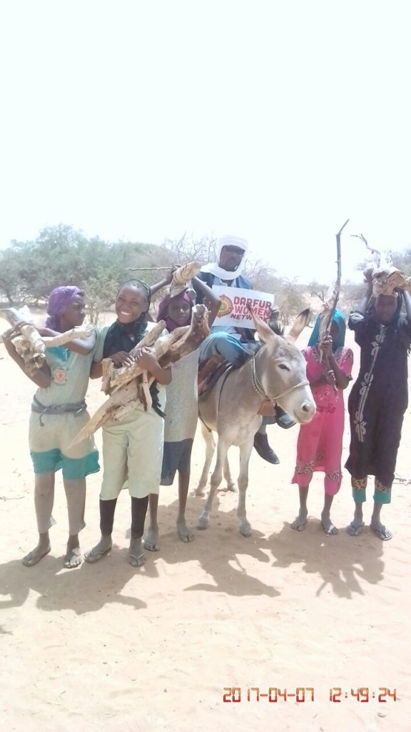 0 Safe Stoves for Darfur Refugee Mothers