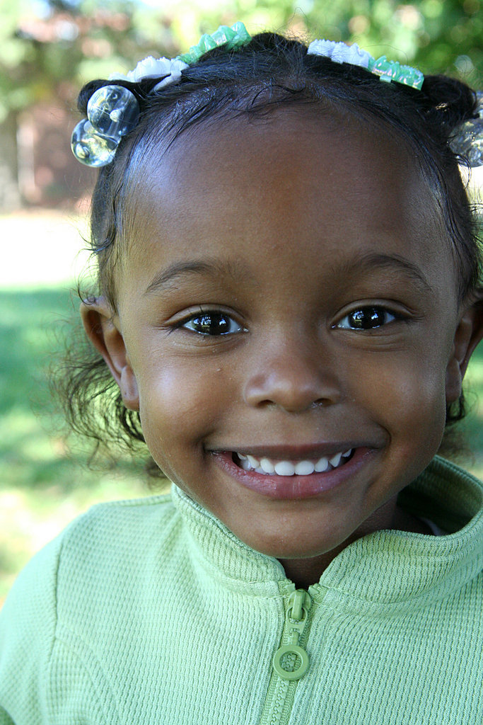 Emily Janss Helps Homeless Children in Capital!