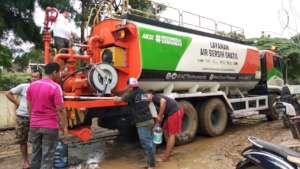 Distribute clean water