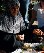 Preparing olives to sell