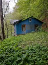 One of the cabins at camp 2