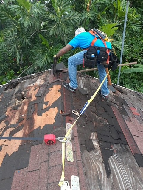 Roof Rebuild Villa Clemente