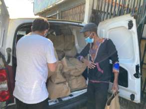 Team distributed food