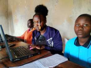 students on other skilling program for ICT lesson