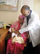 Dr. Felix treats Theresia's daughter, Loreen.