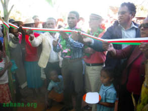 Regional education director cutting the ribbon