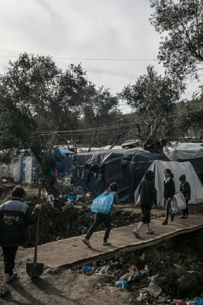 Support the unaccompanied refugee minors in Greece