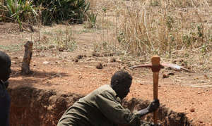 Omilling, excavation red soil marram