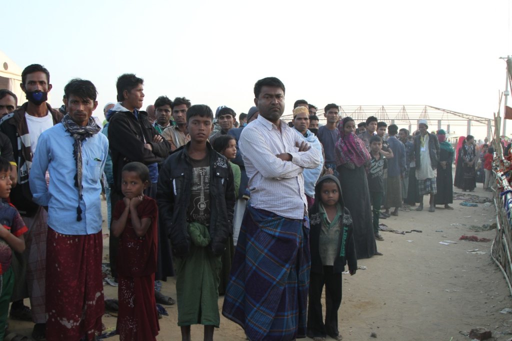 Food Package for 4,000 Families Rohingya Refugees