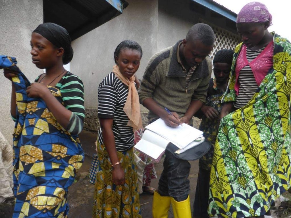 Build economic resilience for women in eastern DRC
