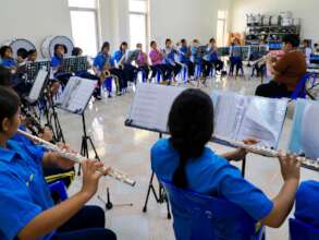 DWS music program receives donated instruments