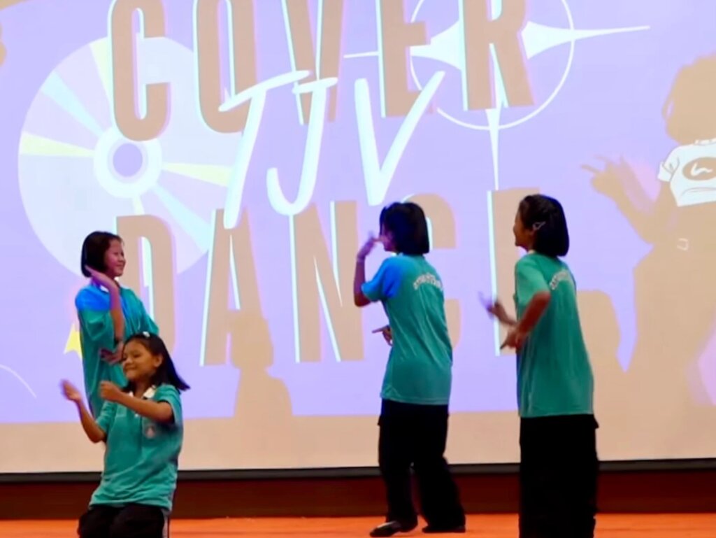 Dancing and singing contest encourages expression