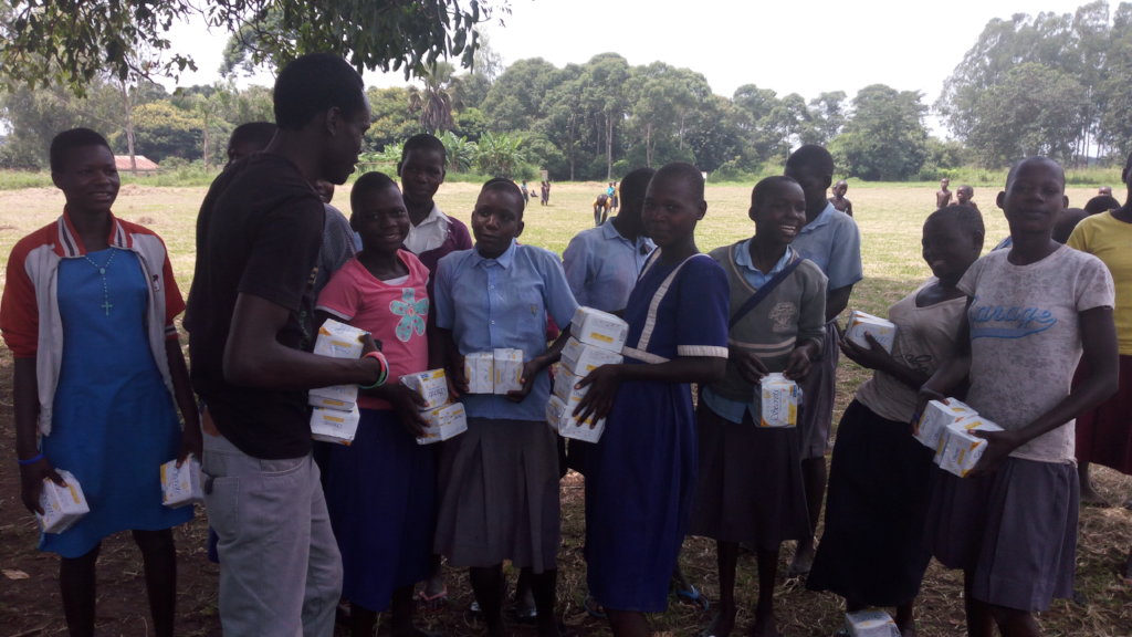 MAKING REUSABLE SANITARY PADS FOR GIRLS IN UGANDA